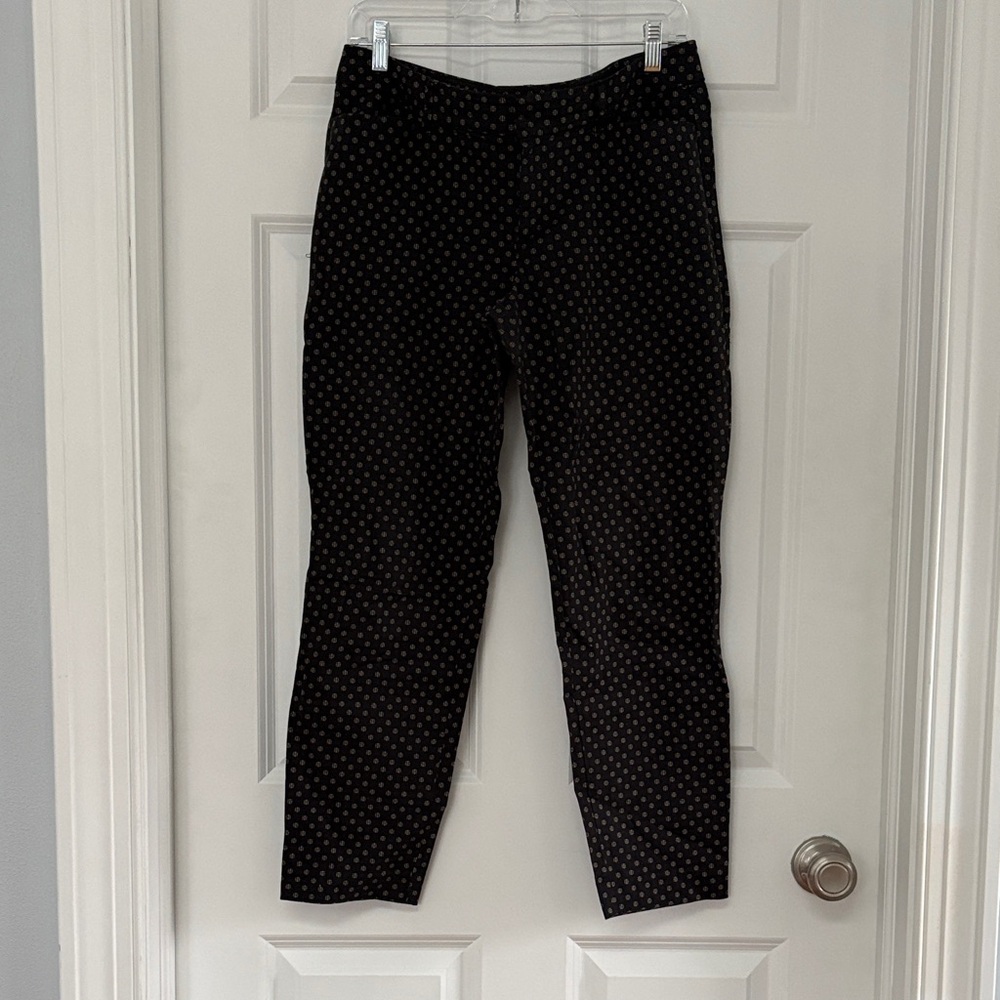 Old Navy Black Patterned Cropped Pants